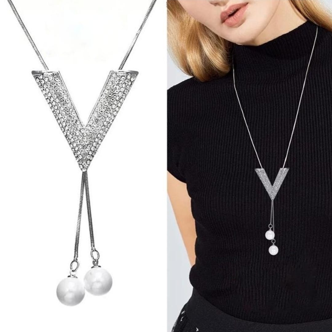 V-Shape Rhinestone & Simulation Pearl Pendant