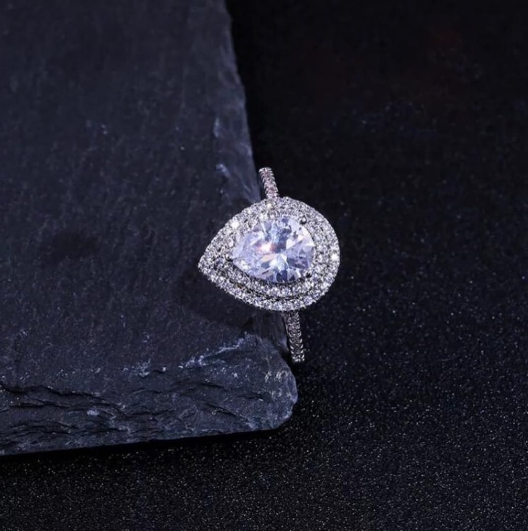 Water Drop Zircon Diamond Silver Ring