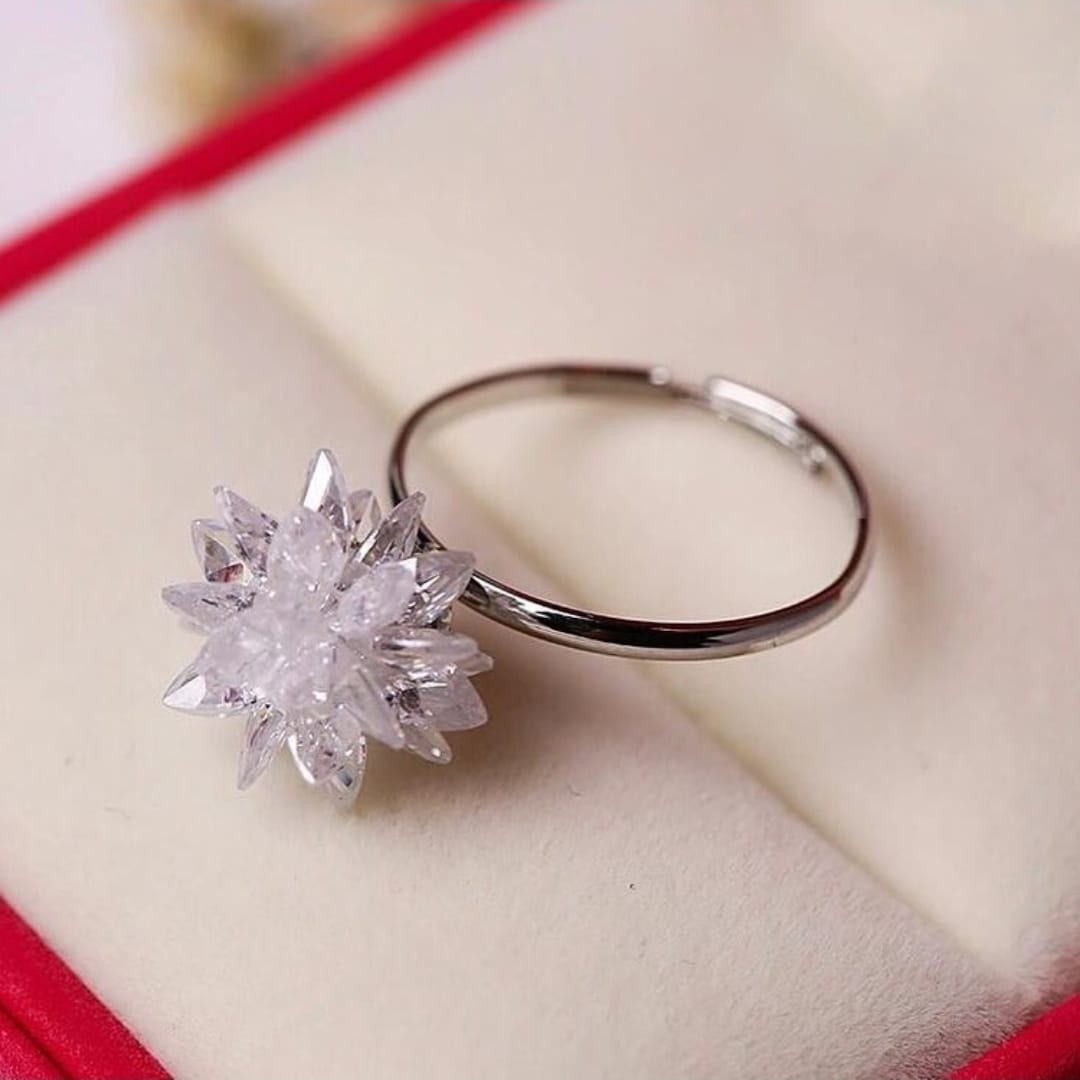 Luxury Korean Flower Snowflake Zircon Ring